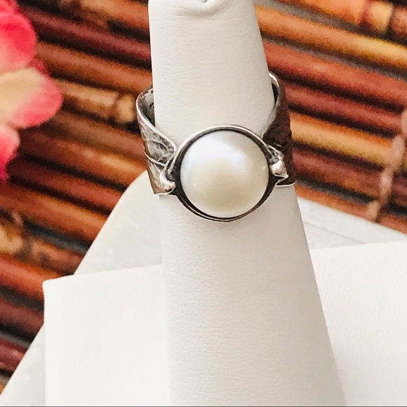 Silpada Sterling Silver & Pearl Ring Size 5